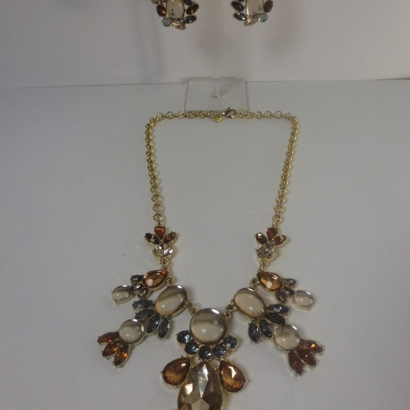 Banana Republic Crystal Necklace Earrings Set NWT - Picture 1 of 7